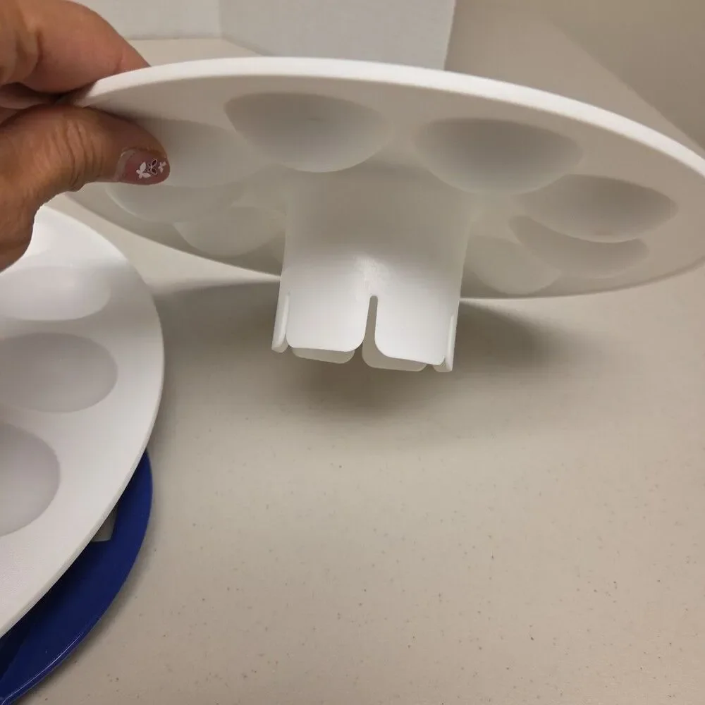 VTG Tupperware Blue Round Cake Taker Carrier, 12